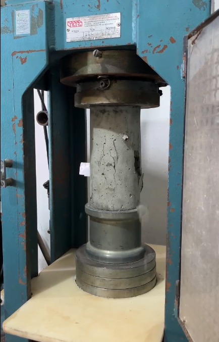 Ensaio de Compressão